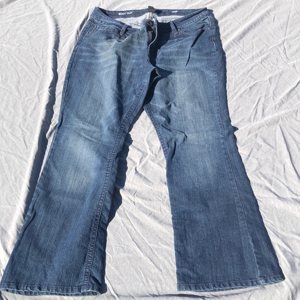 Ana Bootcut Jeans plus size 18W